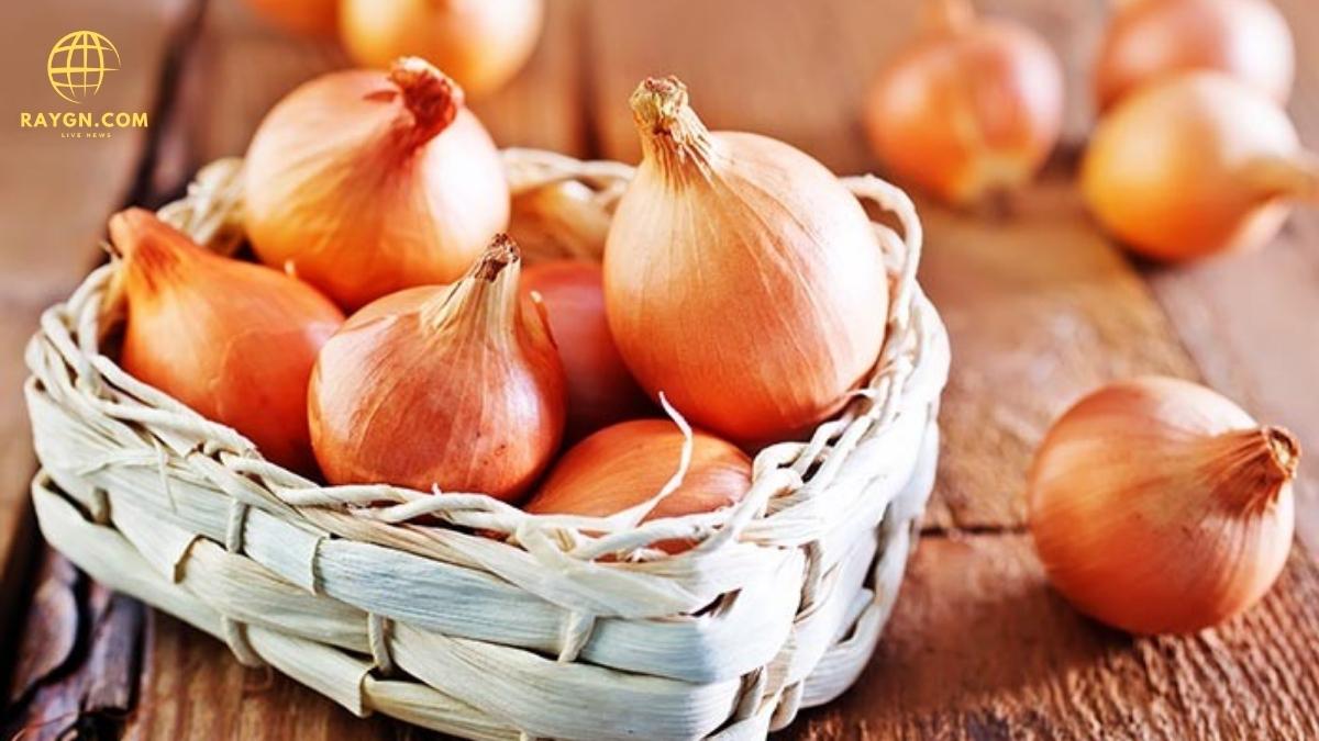 Onion in Socks: Health Benefits and Uses You Should Know